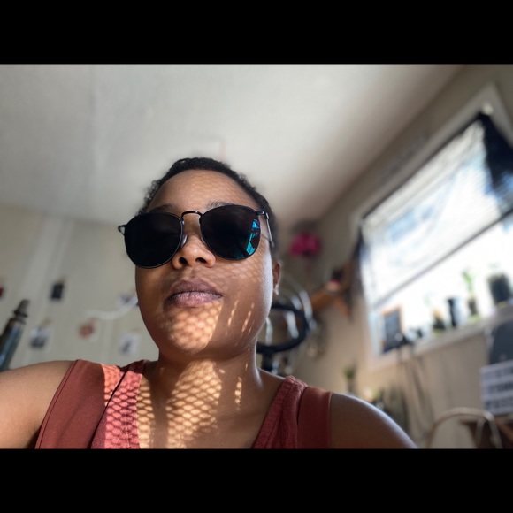 Eyebuy Direct Polarized Aviator Sunglasses - Picture 2 of 3